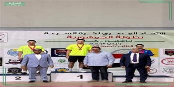 محافظ الشرقية يُهنئ أبطال نادي الرواد عقب التتويج بكأس الجمهورية لكرة السرعة باستاد القاهرة الدولي