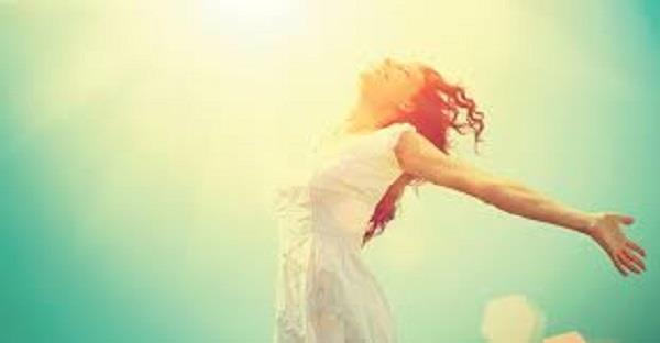 للنساء.. تعرفي على هرمونات السعادة الحقيقية