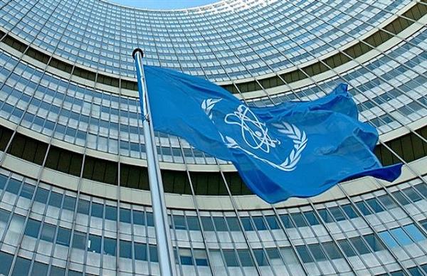 الوكالة الدولية للطاقة الذرية: لم يتم الإبلاغ عن أي زيادة في مستويات الإشعاع عقب سقوط مقذوف بمحيط محطة بوشهر 