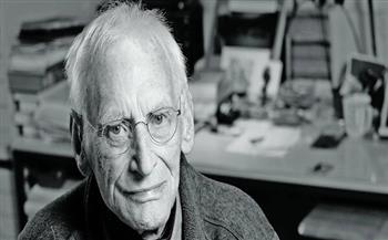 فرانز مون.. رائد الشعر التجسيدي الألماني