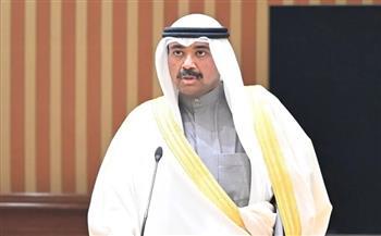 وزير الدفاع الكويتي يؤكد ضرورة الحفاظ على أعلى مستويات الاستعداد لمواجهة التحديات 