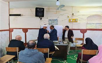 مدير أوقاف سوهاج يتفقد مركز الثقافة الإسلامية لمتابعة انتظام الدراسة 