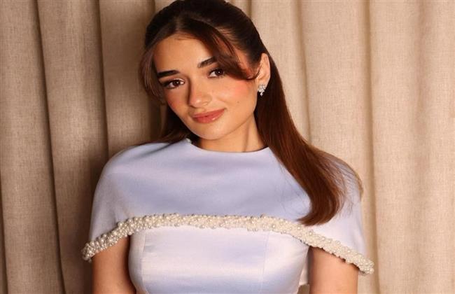 ملك زاهر تتألق باللؤلؤ  في أحدث ظهور