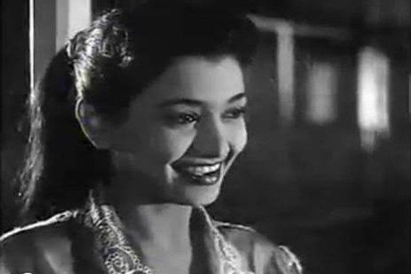 إيمان.. أيقونة السينما المصرية في خمسينيات وستينيات القرن الماضي 