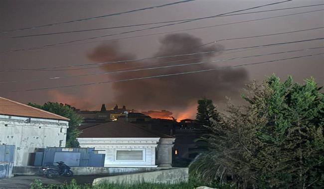 غارات إسرائيلية عنيفة على بلدة كفرحتى بقضاء صيدا جنوبي لبنان