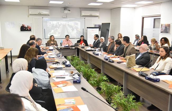 نائب وزير الصحة تشارك في مائدة مستديرة لتعزيز إتاحة وسائل تنظيم الأسرة بالقطاع الخاص