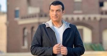 إيهاب توفيق يفتتح موسم الصيف بحفل متميز