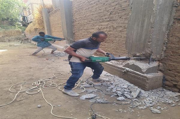 محافظ قنا: إزالة التعديات والحفاظ على الرقعة الزراعية خط أحمر لا تهاون فيه 