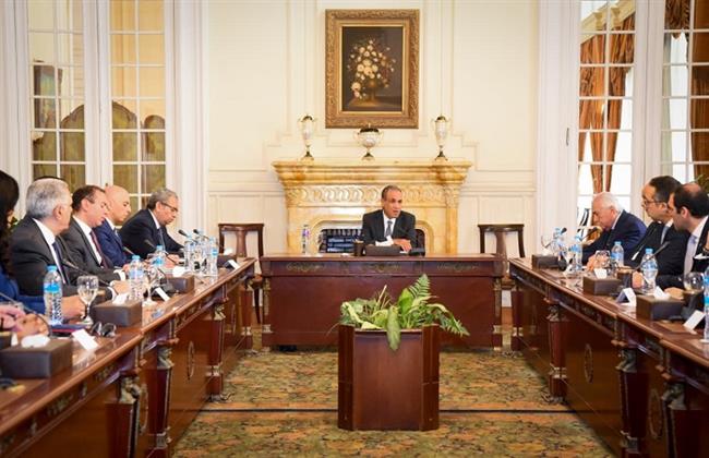 وزير الخارجية يستقبل وفد غرفة التجارة الأمريكية بالقاهرة لتعزيز الشراكة الاقتصادية والاستثمارية 