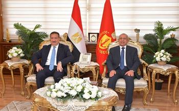 محافظ بورسعيد يستقبل رئيس الأكاديمية العربية للعلوم والتكنولوجيا والوفد المرافق لبحث سبل التعاون