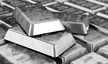 الفضة تحت الضغط رغم التوترات.. فجوة تسعيرية تكشف اختلال السوق المحلي في مصر