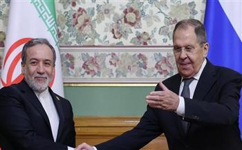 لافروف لـ"عراقجي": تخلي الولايات المتحدة عن لغة التهديدات يسهم في خفض التصعيد بالمنطقة