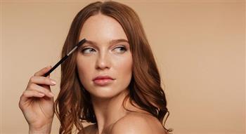 للنساء.. عادات مكياج قديمة حان وقت الاستغناء عنها في 2026