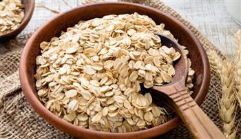 7 أطعمة تخفض الكوليسترول بطريقة طبيعية.. منها الشوفان