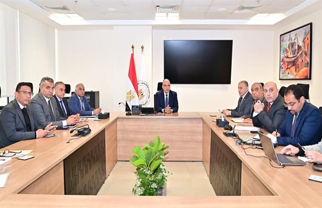 وزير الري يتابع جاهزية محطات الرفع والقناطر الرئيسية خلال فترة أقصى الاحتياجات المائية المقبلة