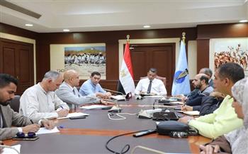 الغردقة تدخل عصر الفايبر .. محافظ البحر الأحمر يستعرض خطة استبدال شبكات النحاس ورفع كفاءة الاتصالات 