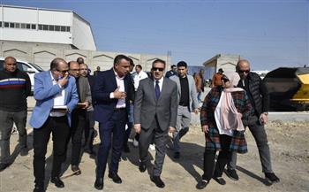 محافظ بورسعيد يؤكد أهمية تطوير البنية التحتية لدعم الاستثمار بالمنطقة الصناعية