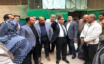 محافظ الدقهلية في جولة مفاجئة على مخابز بمدينة المنصورة: صرف الحصص لكل بطاقة تموينية ومنع تجميع البطاقات
