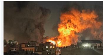 غارات جوية على مجمعات بتروكيماويات في إيران