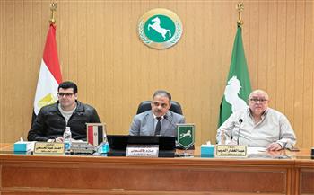 محافظ الشرقية: توفير 11 فرصة عمل بالقطاع الخاص وكرسي متحرك وسماعة أذن لحالتين 