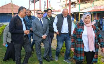 محافظ بورسعيد يؤكد زراعة الجزيرة الوسطى بطريق 15 سبتمبر وإقامة البرجولات الخشبية المضيئة ضمن خطة التطوير 