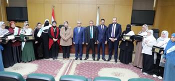 محافظ بني سويف يُكرًم  الأمهات المثاليات الفائزات في مسابقة مديرية التضامن على مستوى المحافظة  