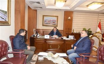 محافظ بورسعيد يلتقي مدير هيئة الرعاية الصحية ويؤكد على أهمية الارتقاء بمستوي الخدمات المقدمه للمواطنين