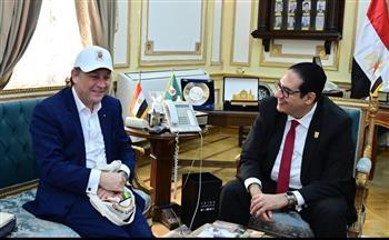 رئيس جامعة القاهرة يبحث مع رئيس جامعة بوتسدام الألمانية تعزيز الشراكة الأكاديمية