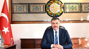 وزير الداخلية التركي: مقتل أحد المهاجمين وإصابة 4 آخرين في حادث القنصلية الإسرائيلية بإسطنبول