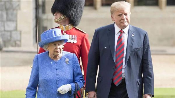 كيف ردّت الملكة إليزابيث على سؤال محرج من الرئيس ترامب؟ 