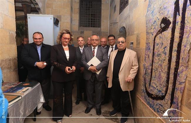 معرض «حروف من نور: الأبعاد الرمزية للخط العربي» في بيت السناري