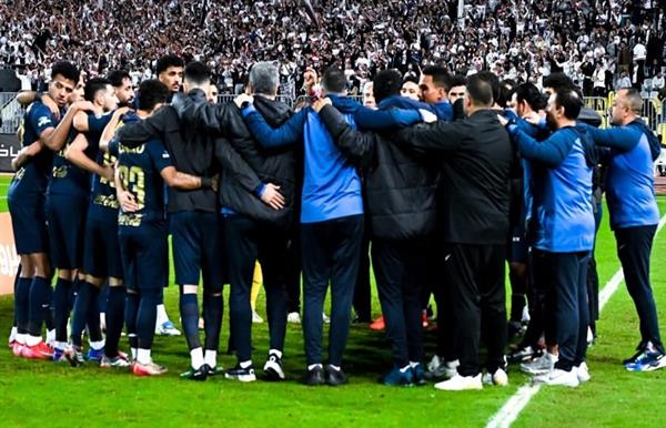 الكونفدرالية الأفريقية.. الزمالك يؤدى مرانه بالجزائر استعدادا لشباب بلوزداد 