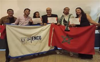 «محترف فانتازيا»  المغربي يتألق في مصر ويحصد جائزتين في مهرجان الجنوب المسرحي بقنا