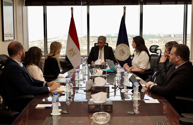 وزير السياحة يبحث مع مدير شركة «فيزا» مصر وليبيا والسودان آفاق الشراكة الاستراتيجية لدعم السائح في مصر