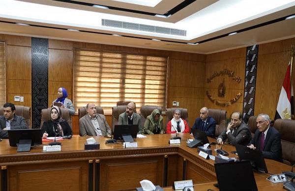 استجابةً لتوجهات الدولة.. رئيس القومي للبحوث يُصدر ضوابط حاسمة لترشيد الإنفاق 