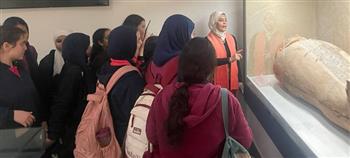 جولة تثقيفية بمتحف إيمحتب بسقارة ضمن أنشطة أتوبيس الفن 