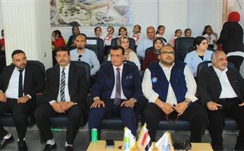 مدير تعليم سوهاج يتابع ختام فعاليات مشروع «صحتهم مستقبلهم» لعدد 50 مدرسة حكومية