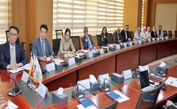 هيئة الدواء تشارك في مائدة مستديرة بجامعة الجلالة لتعزيز الشراكات الدوائية