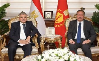 محافظ بورسعيد يستقبل رئيس هيئة قناة السويس لبحث سبل التعاون في عدد من المشروعات التنموية والخدمية