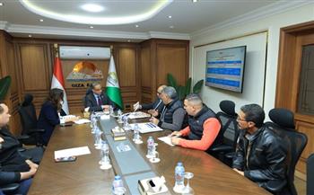 محافظ الجيزة يبحث ملفات التصالح والتراخيص والنظافة في حي الدقي 