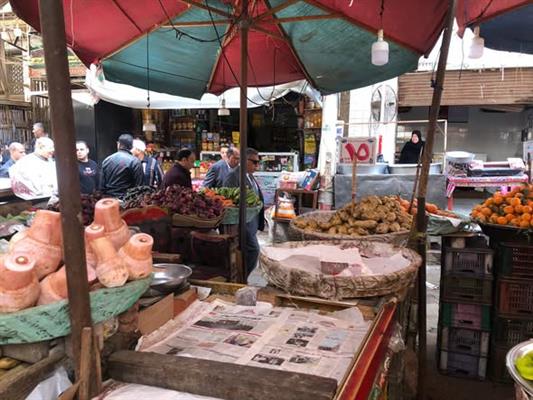 محافظ الدقهلية يتفقد سوق كفر البدماص بالمنصورة ويشدد استمرار رفع كافة الإشغالات التي تعوق حركة المرور والسير 