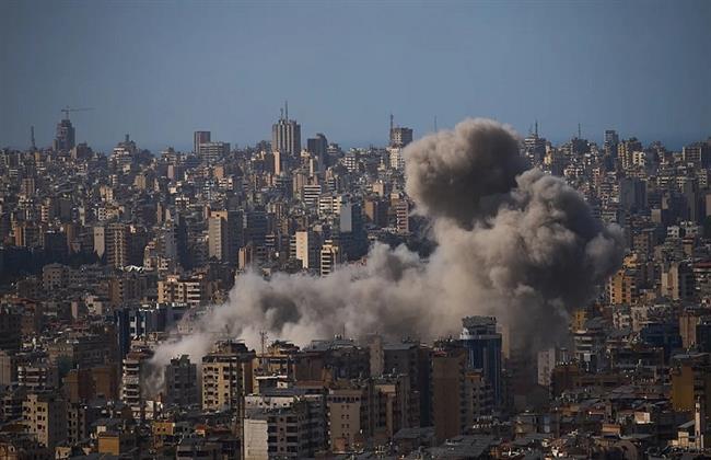 النبطية تتعرض لأعنف غارات إسرائيلية.. 19 شهيدًا و71 جريحًا خلال 10 دقائق