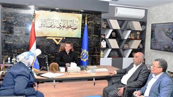 محافظ أسوان يواصل لقاءاته مع أعضاء مجلس النواب لمتابعة مطالب المواطنين
