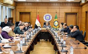 محافظ الدقهلية يلتقي نواب البرلمان في أول اجتماع تنسيقي لتعزيز التعاون مع الجهاز التنفيذي