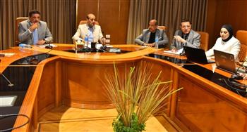 محافظ أسيوط يُشدد على تسريع وتيرة تنفيذ مشروعات حياة كريمة وضغط الجداول الزمنية للانتهاء منها في أسرع وقت