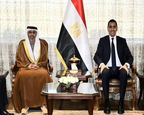 وزير الشباب والرياضة يبحث تعزيز التعاون مع سفير الإمارات في القاهرة 
