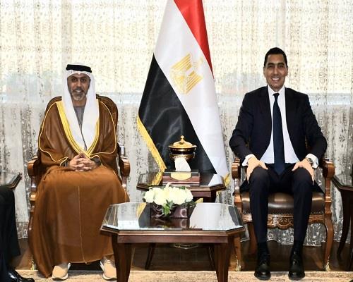 وزير الشباب والرياضة يبحث تعزيز التعاون مع سفير الإمارات في القاهرة   