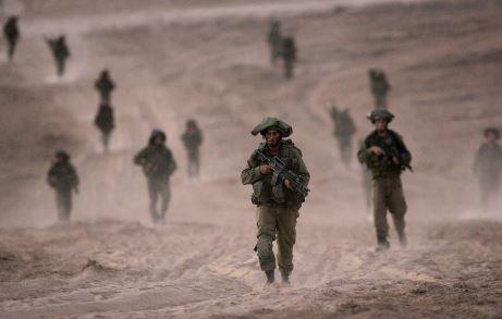 جيش الاحتلال يعلن استهداف مستودعات ومنصات صواريخ ومقار لحزب الله جنوب لبنان