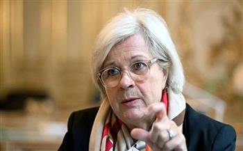 وزيرة الدفاع الفرنسية: بقاء حاملة الطائرات “شارل ديجول” في شرق المتوسط