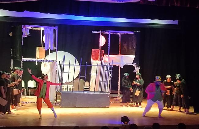 نوادي المسرح 2025/ 2026|«كافكا» بقصر ثقافة ببا في رحلة في الصراعات النفسية والإنسانية 